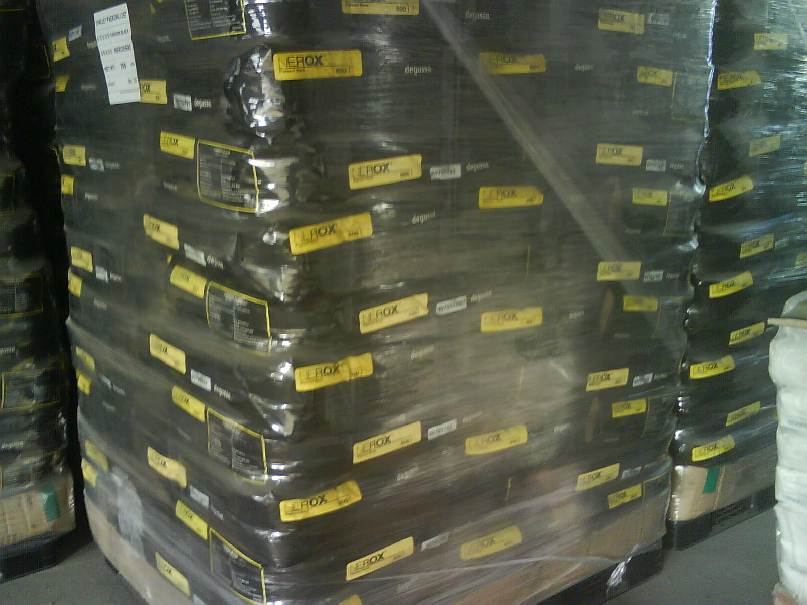 赢创德固赛碳黑SPECIAL BLACK 4（SB4） 进口 欧励隆特黑4号绝缘炭黑