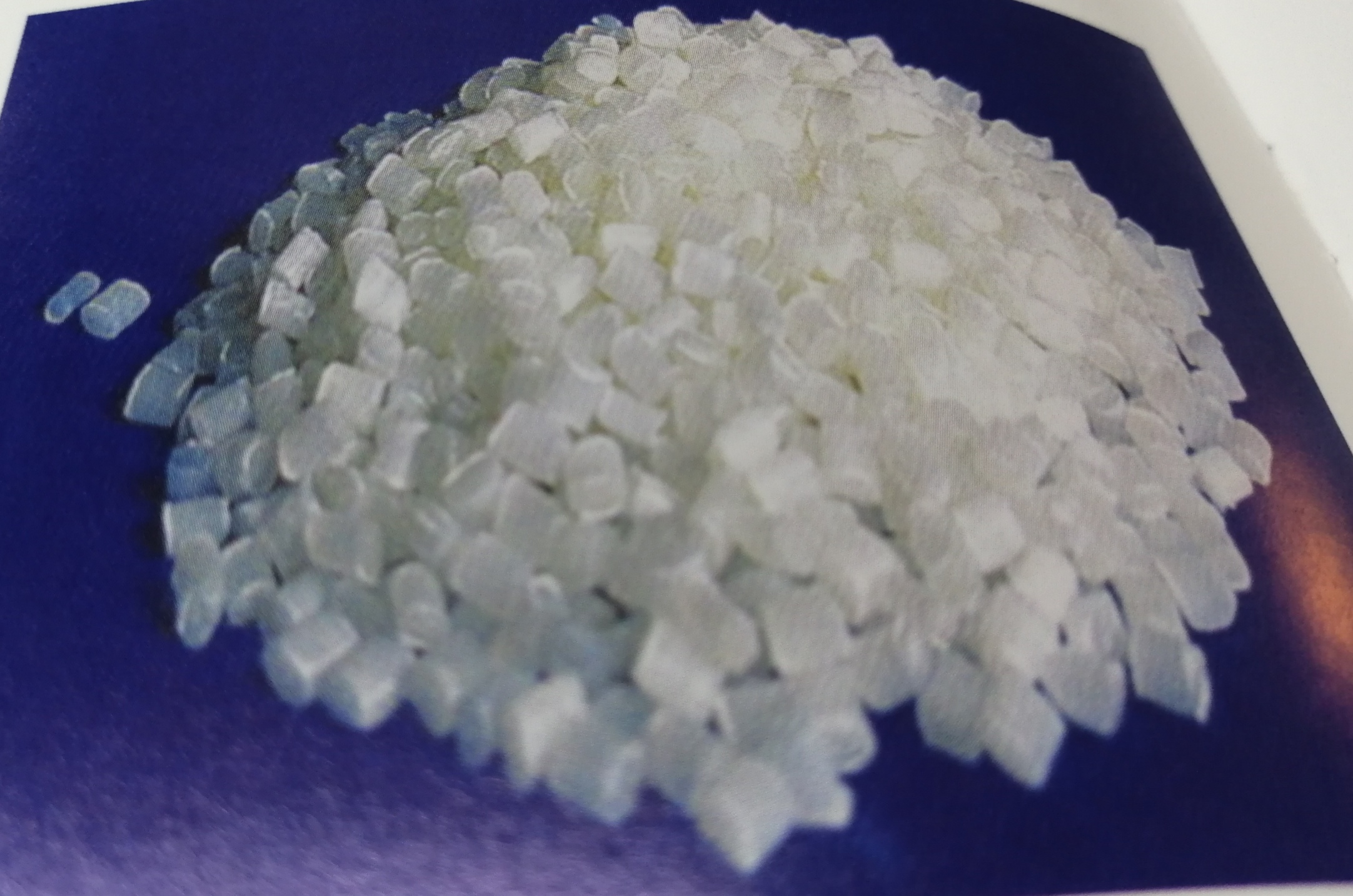 聚烯烃透明母料（TRANSPARENT POLYOLEFIN MASTERBATCH）